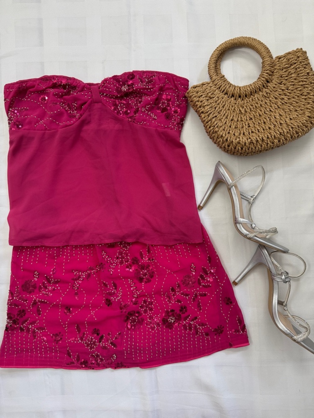 ☀️Bundle 2 for $30 ☀️ Fuchsia Sequin Strapless Chiffon Top and Skirt w Shorts